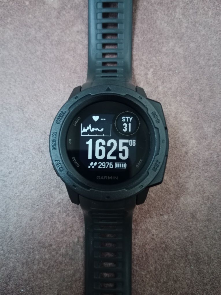 Garmin Instinct Grafitowy