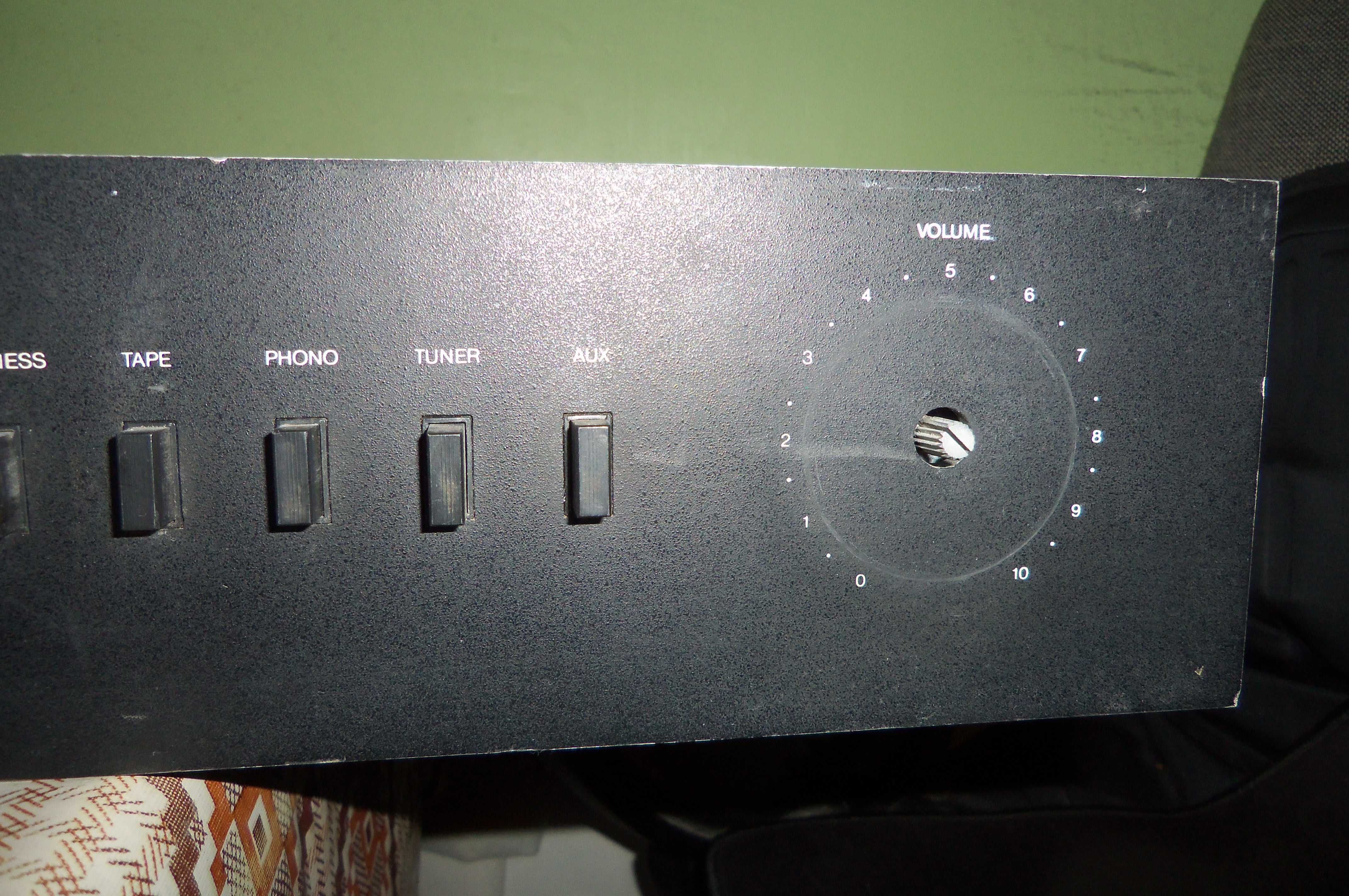 Wzmacniacz Stereo Unitra PW-7010, uszkodzony, do naprawy.
