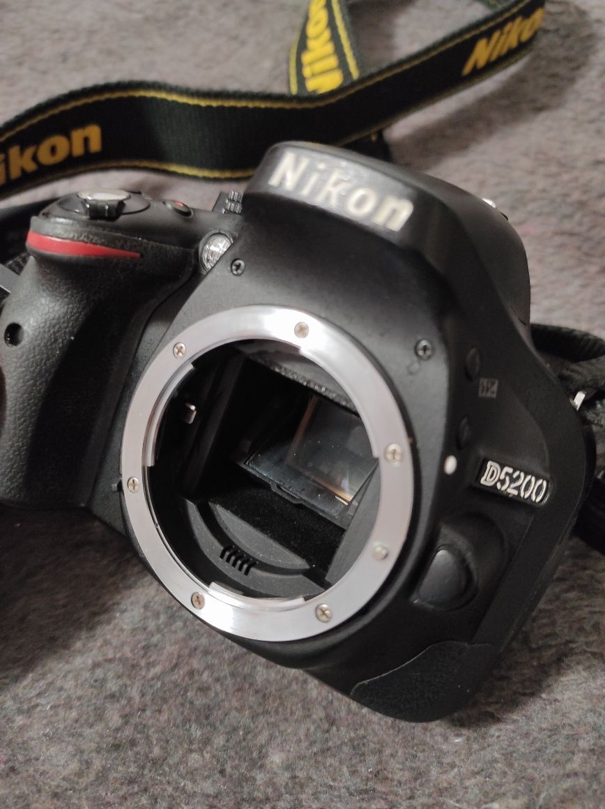Nikon d5200 потрібний ремонт