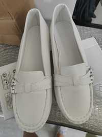 Sapato mocassim Branco