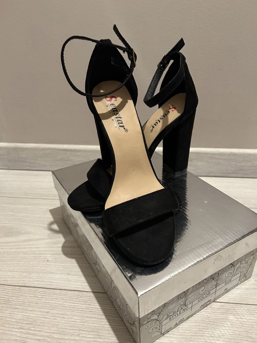 Buty damskie na obcasie r 39 dl.wkl. 23,5-24 cm nowe