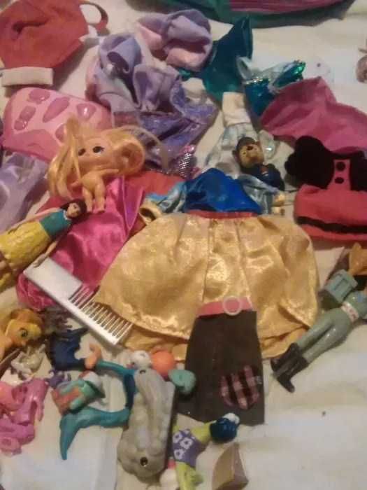 Lalki akcesoria ubranka Barbie,Simba,Ever Ater,Monster High ,konie