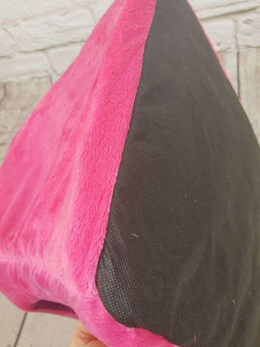 Nowe legowisko budka dla szczeniaka małego pieska psa