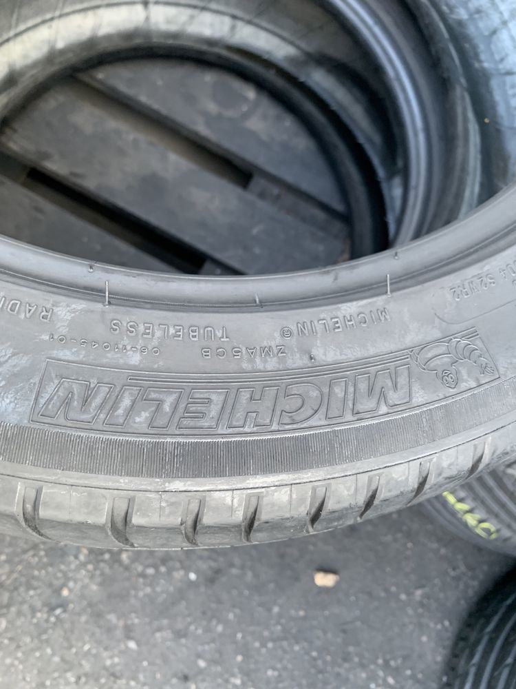 Літні шини 235/45 R17 Michelin Primacy3/2шт/2021рік/90%