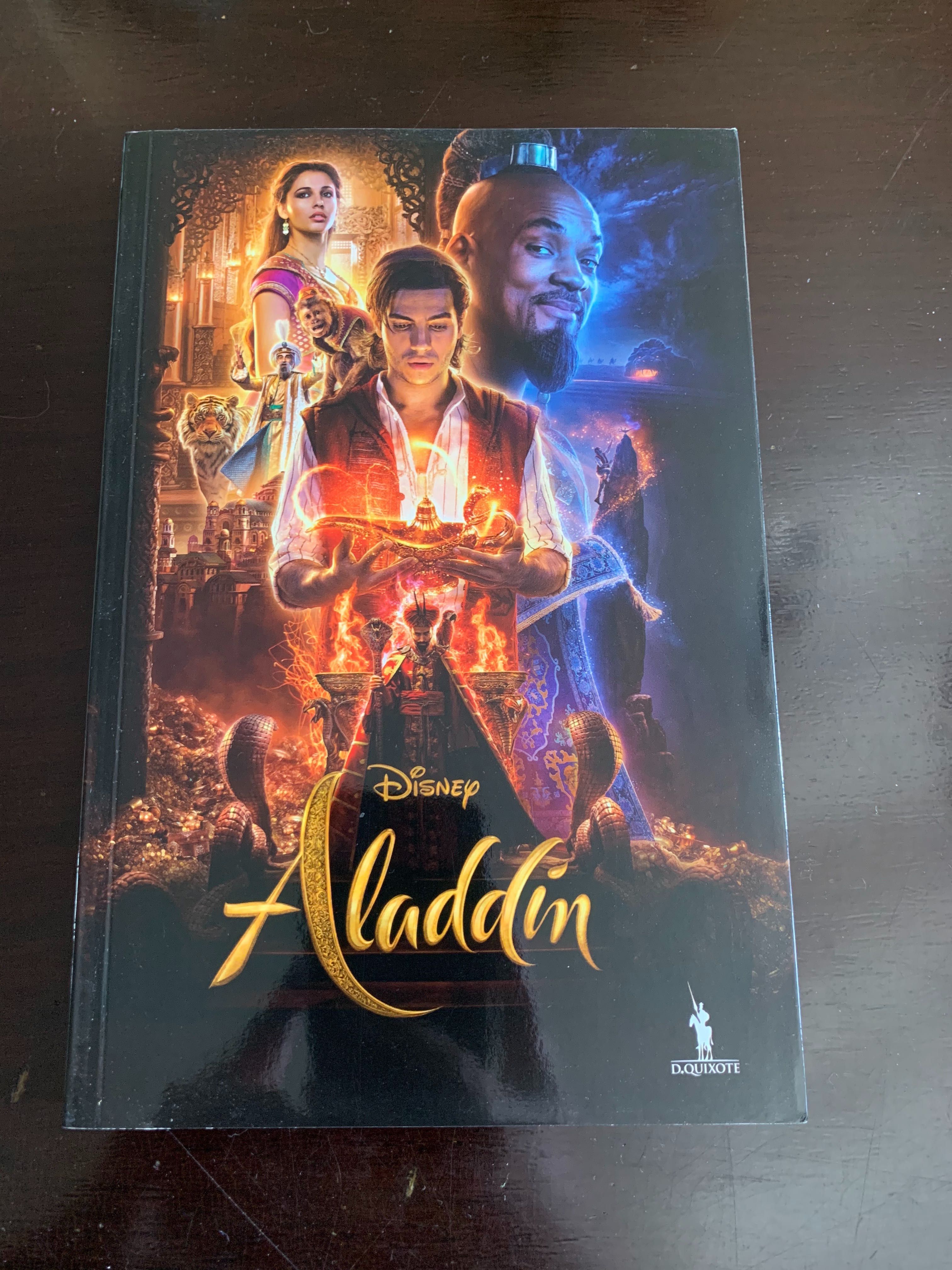 Livro "Aladdin" NOVO