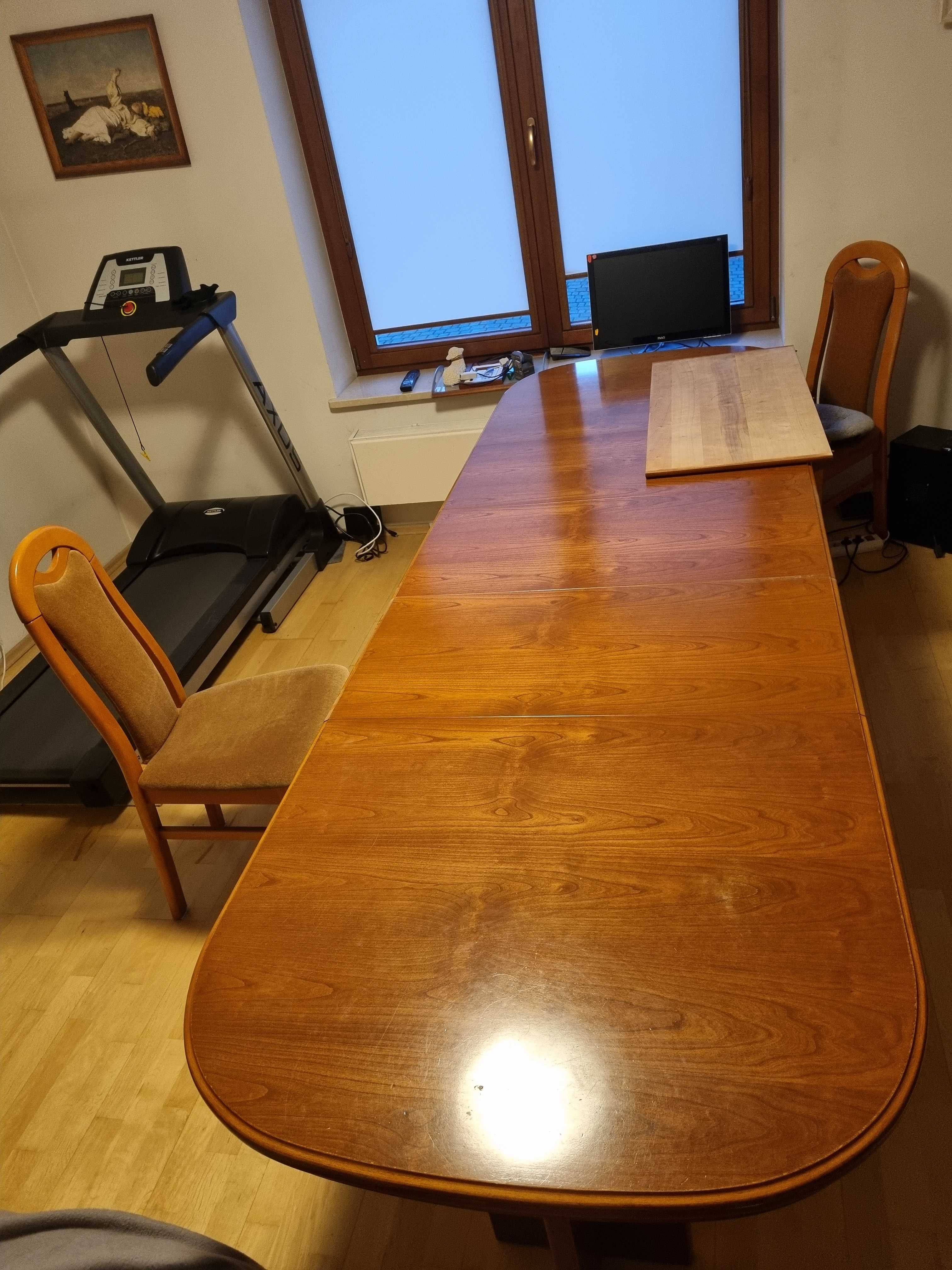 Stół rozkładany i krzesła, komplet mebli Klose