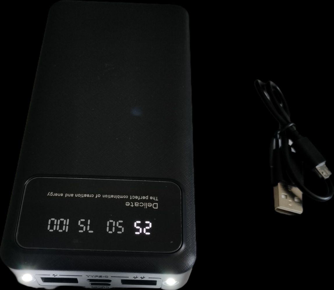 Powerbank pojemność 20 000 mAh, czarny.
