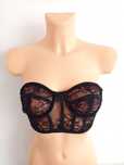 Koronkowy top pretty little thing r.M