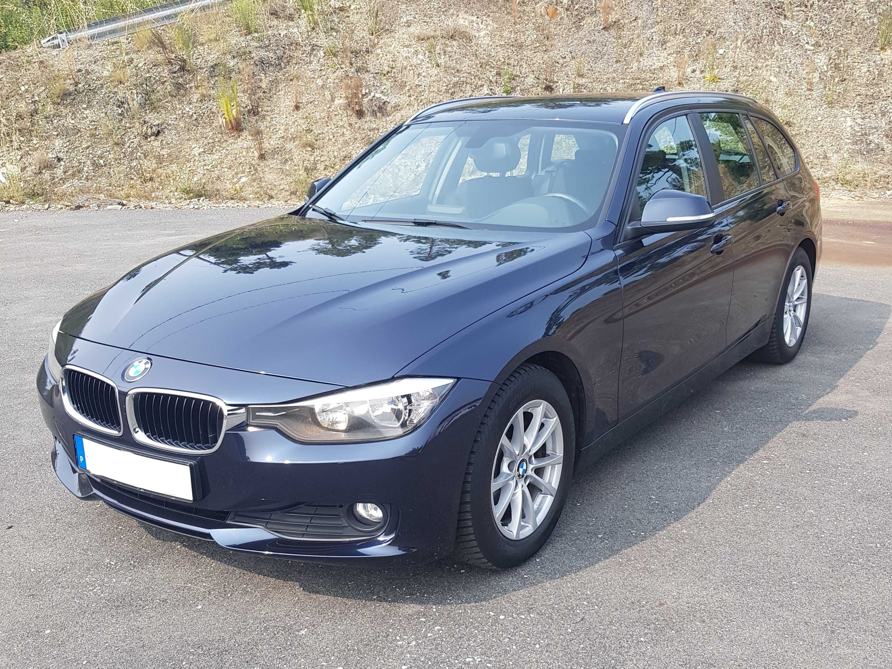 BMW 316d Touring 2.0 Automático com Câmara