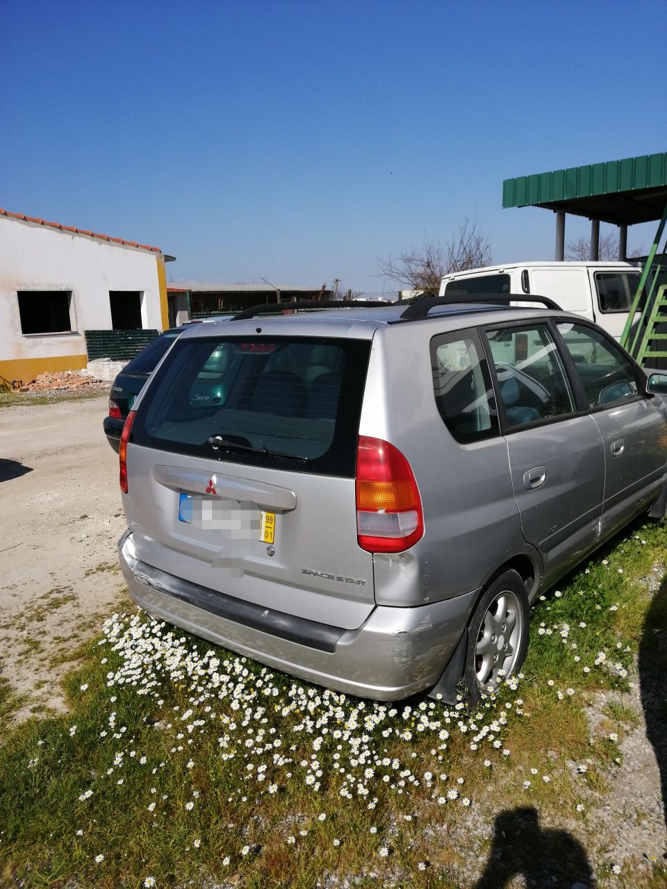 Para venda de peças Mitsubishi Space Star 1.3 gasolina boa mecânica