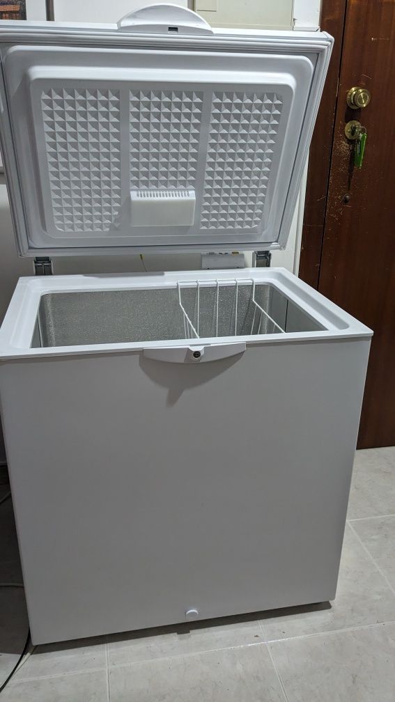 Arca Indesit OS1A200H2