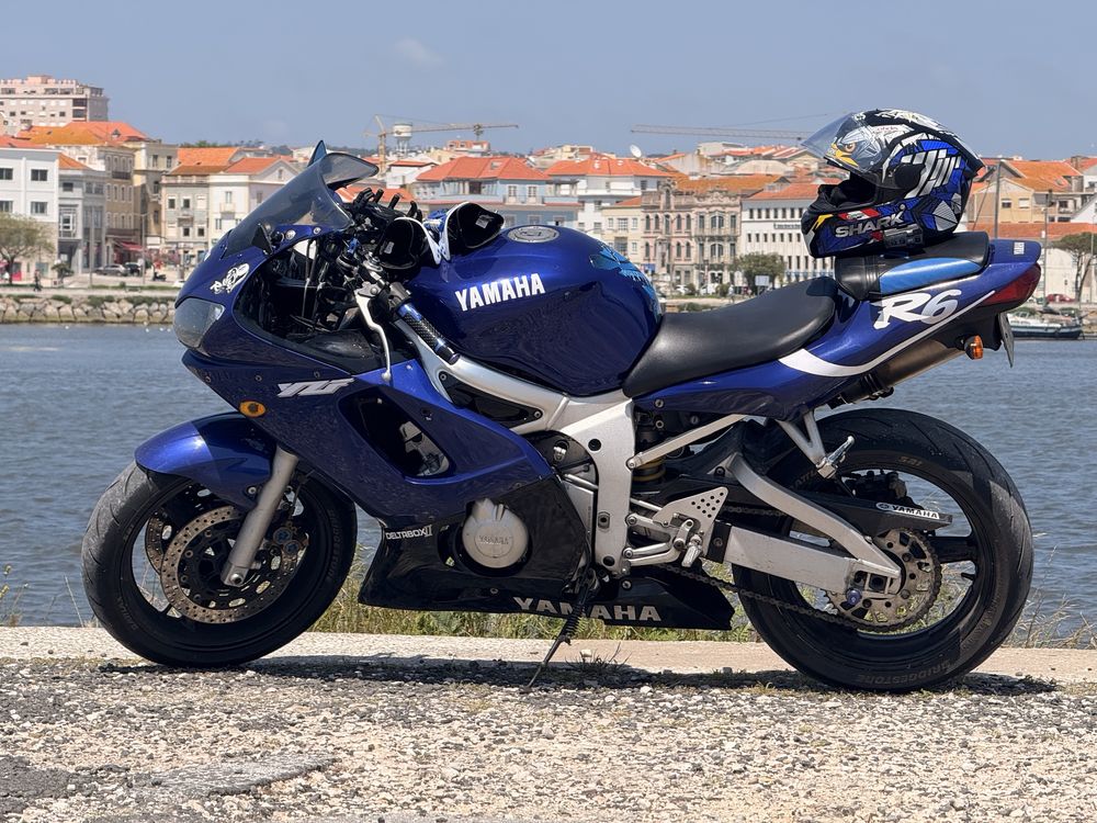 yamaha R6 de 99