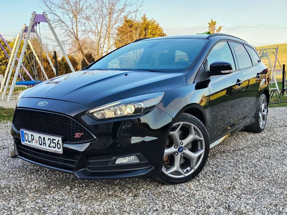 Ford Focus ST_Lift_2.0D_185KM_z Niemiec_ 1 Wlaściciel_Jak z Fabryki