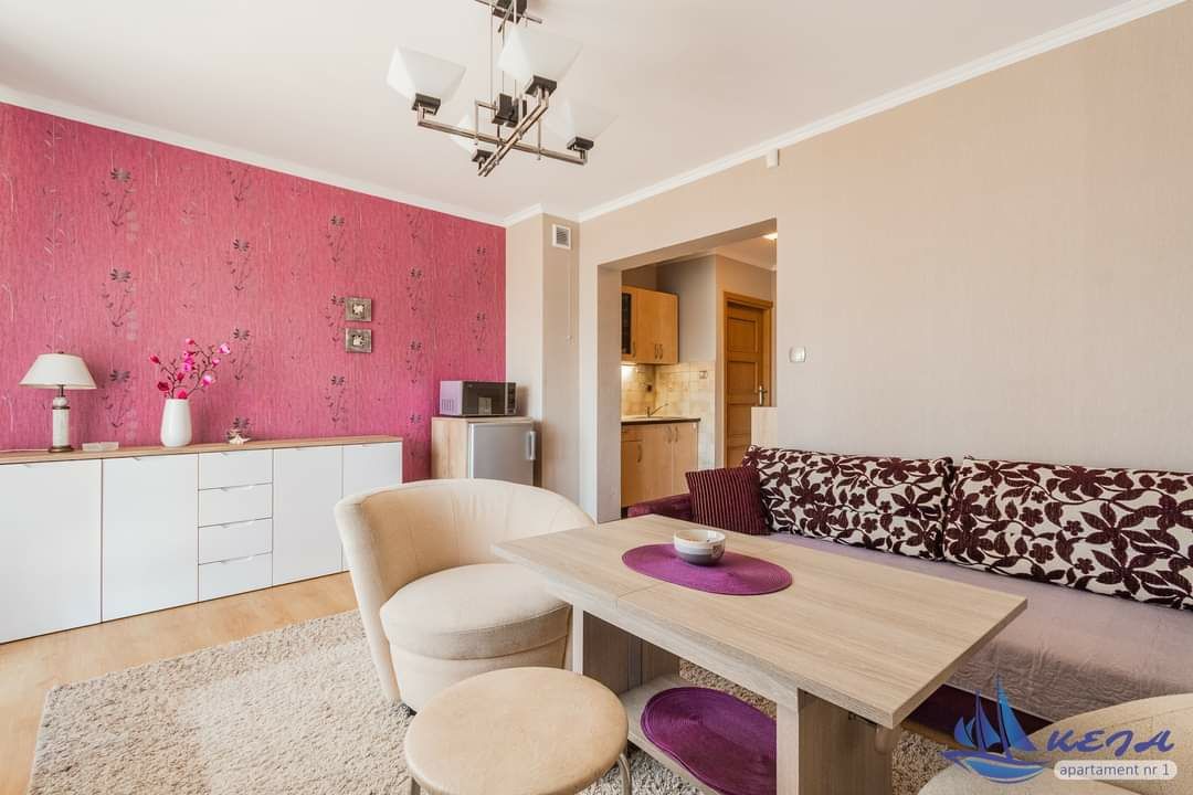 Apartament. Pokój dwuosobowy. Krynica Morska. Wakacje. Nad morzem.