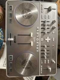 Dj kontroler Vestax