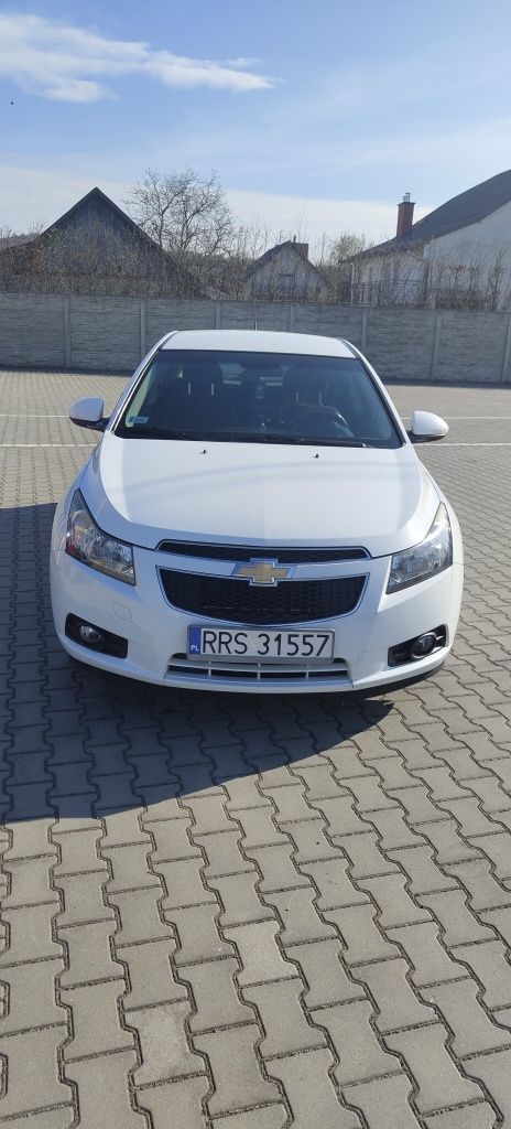 Chevrolet cruze. 1.8 benzyna 141KM +gaz fabryczny / 2011 r.