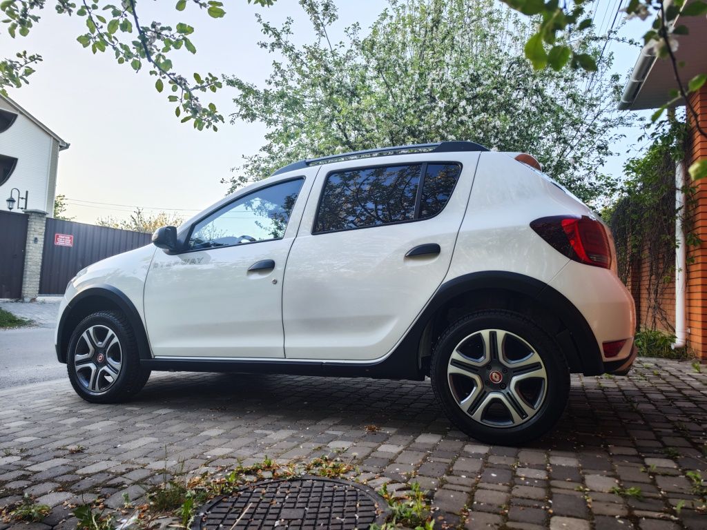 Sandero StepWay стан НОВОГО