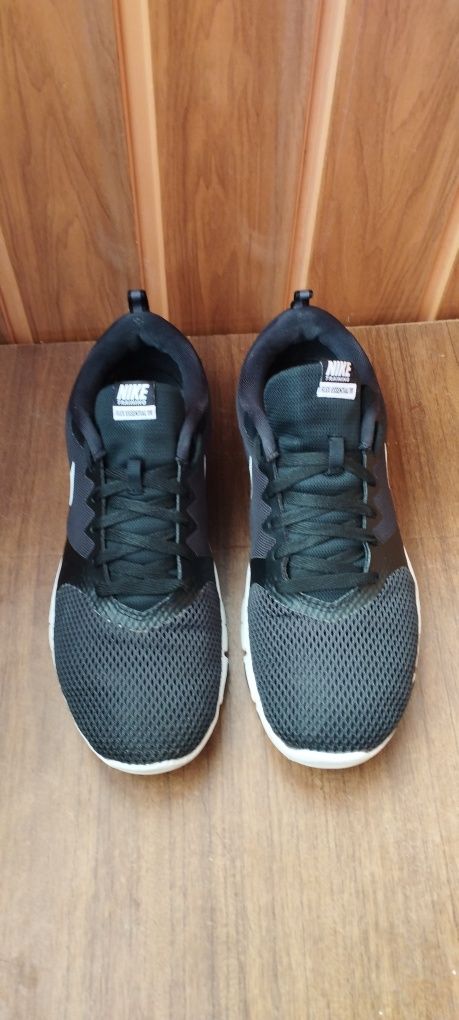 Nike Flex Essential TR кросівки(тренування),42 розмір
