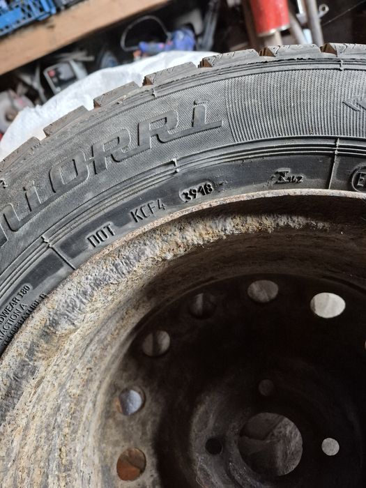 Зима Premiorri на залізі 185/65/14