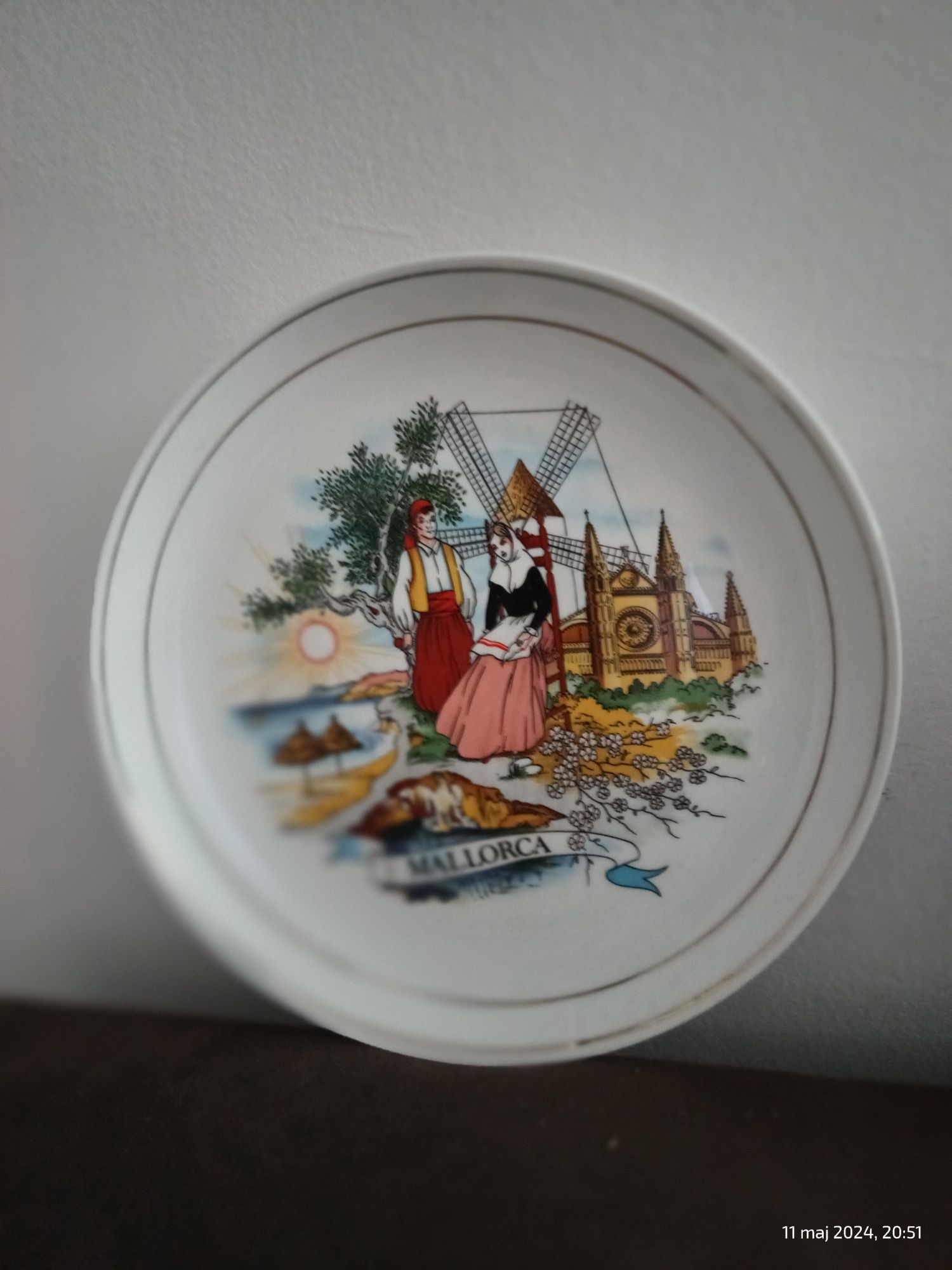 Talerz ozdobny -kolekcionerski Porcelanowy