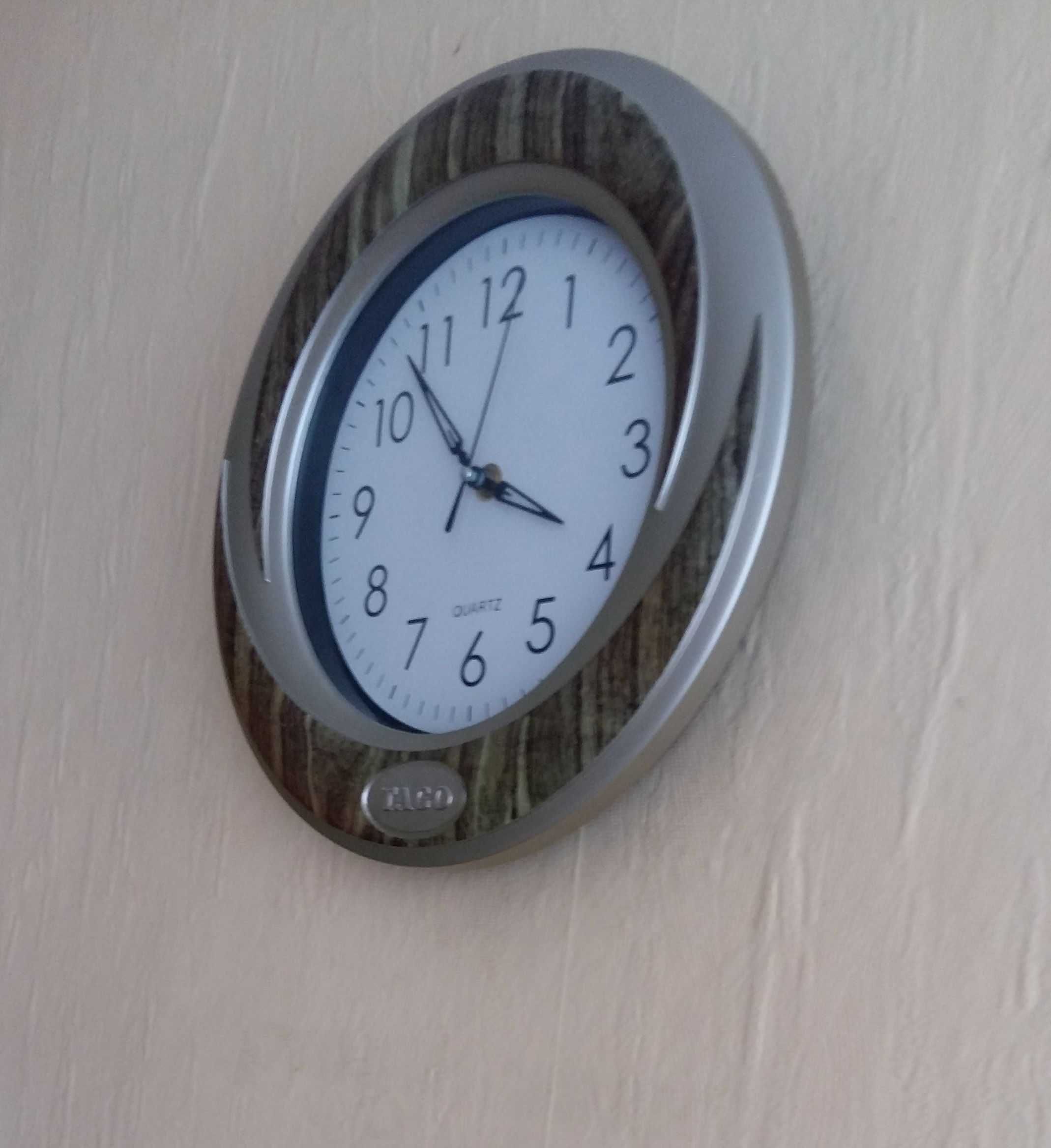 Zegar ścienny Tago,elektroniczny, ozdobny Quartz