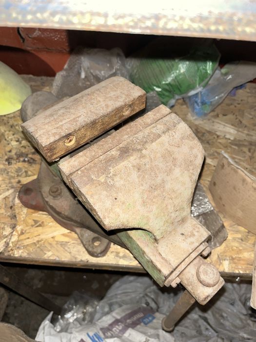 Продам тиски/тески