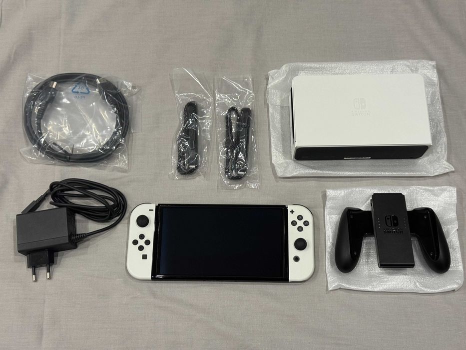 Nintendo Switch OLED with White Joy-Con + Legend of Zelda BOTW