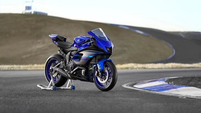 Yamaha R7 2024 Yamaha AF Motors