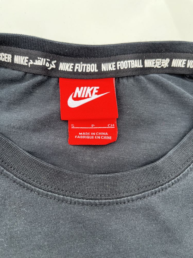 Футболка Nike Paris. Au Revoir. Nike F.C. Розмір S