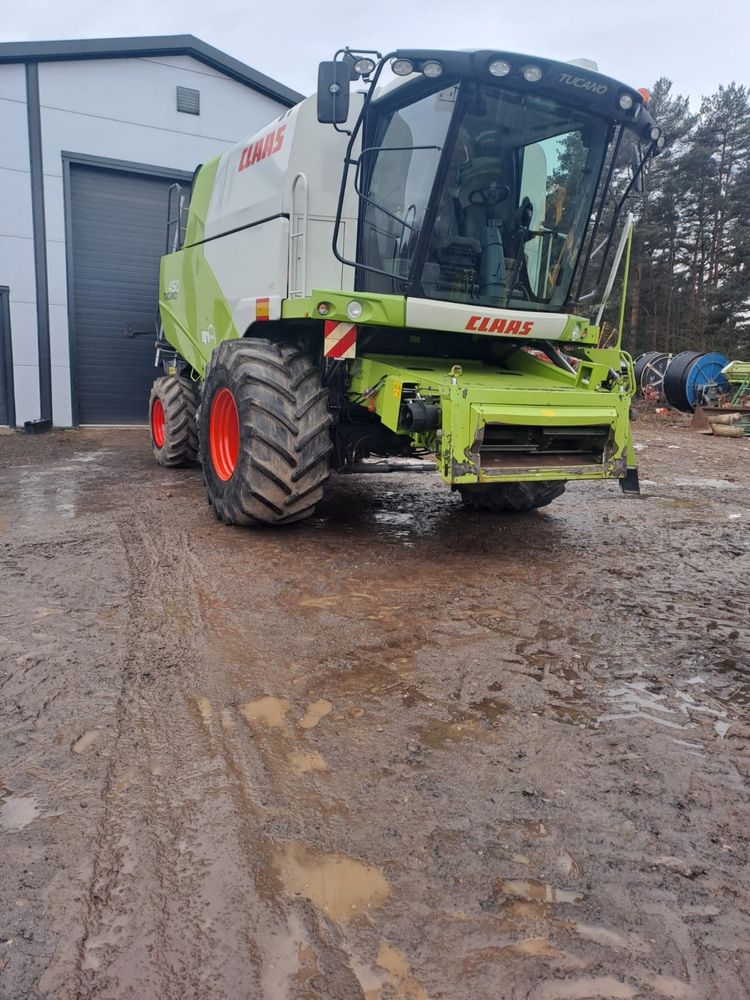 Konbajn Claas Tucano 450 Lexion