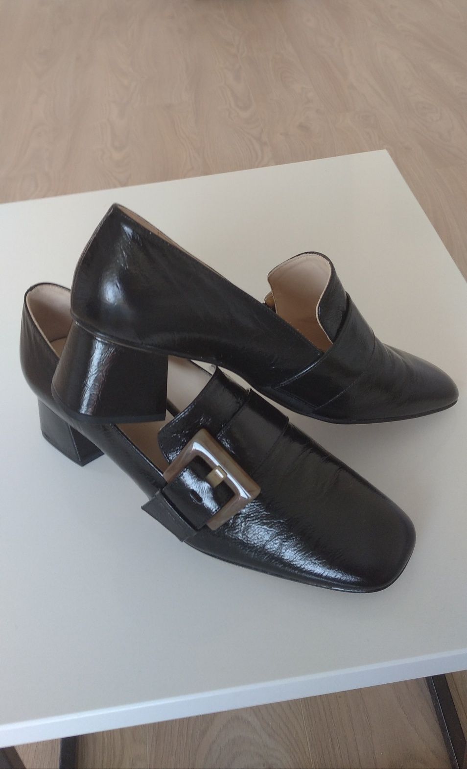 Lux nowe skórzane Högl bardzo wygodne czarne klamra 41 40,5 40 buty
