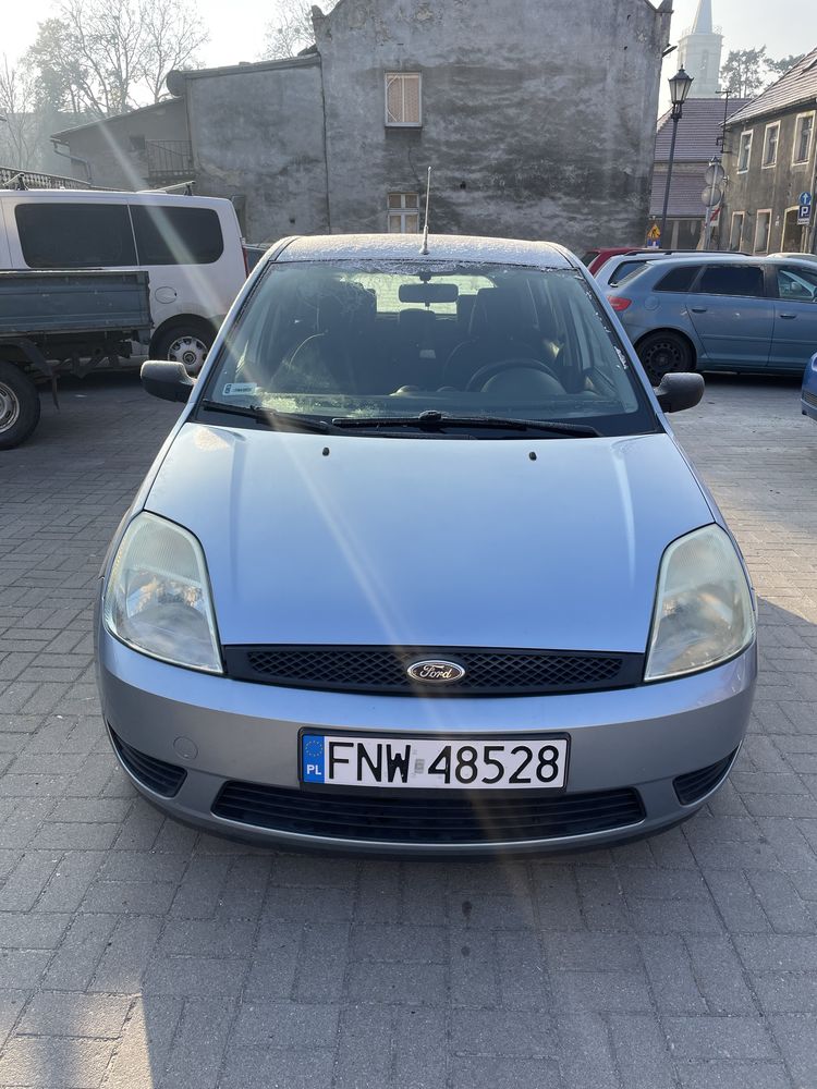 Ford Fiesta MK5 2005r 1.3 Benzyna 70km 88tys km przebiegu Klima ideal