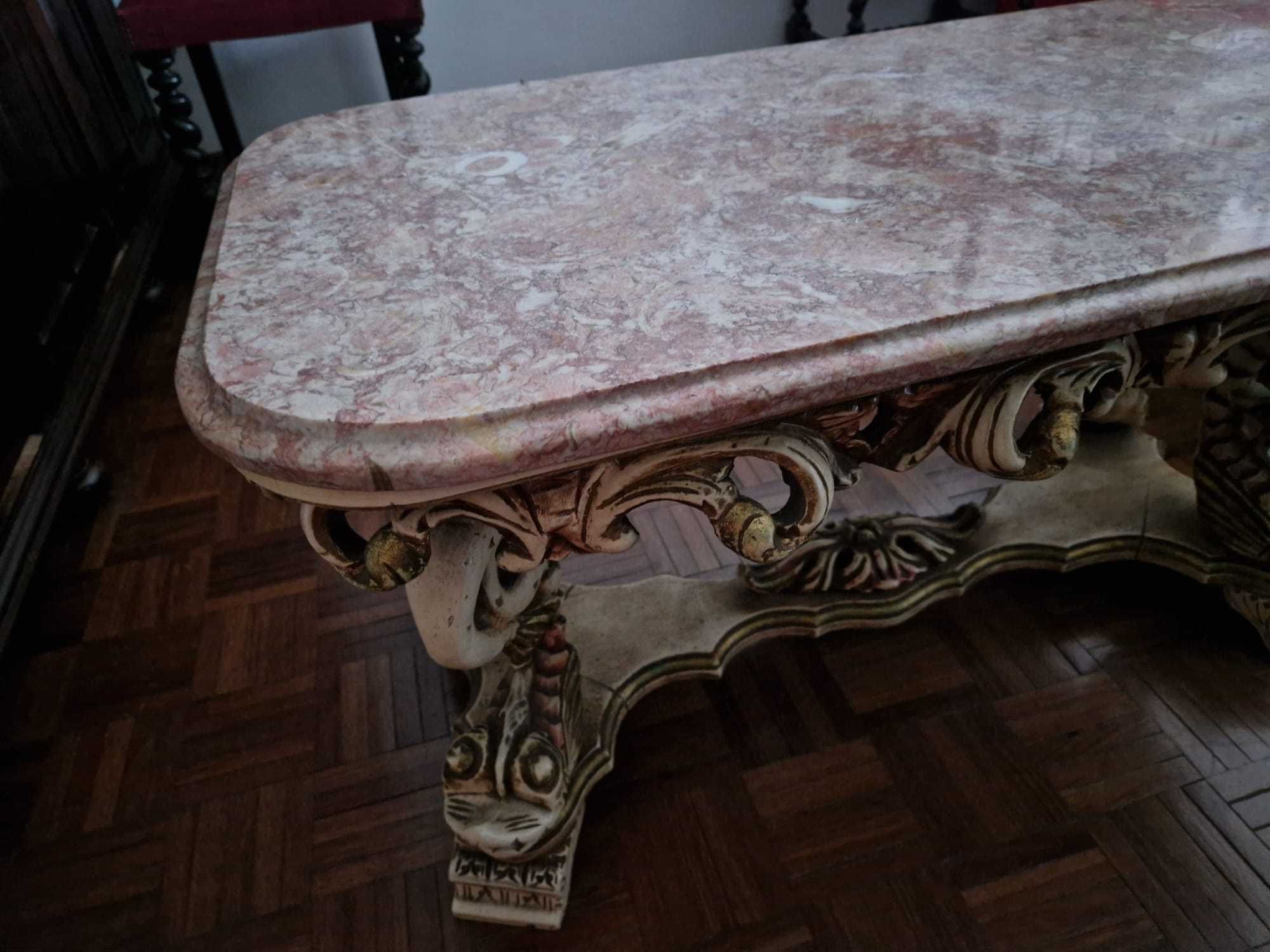 Mesa de centro antiga