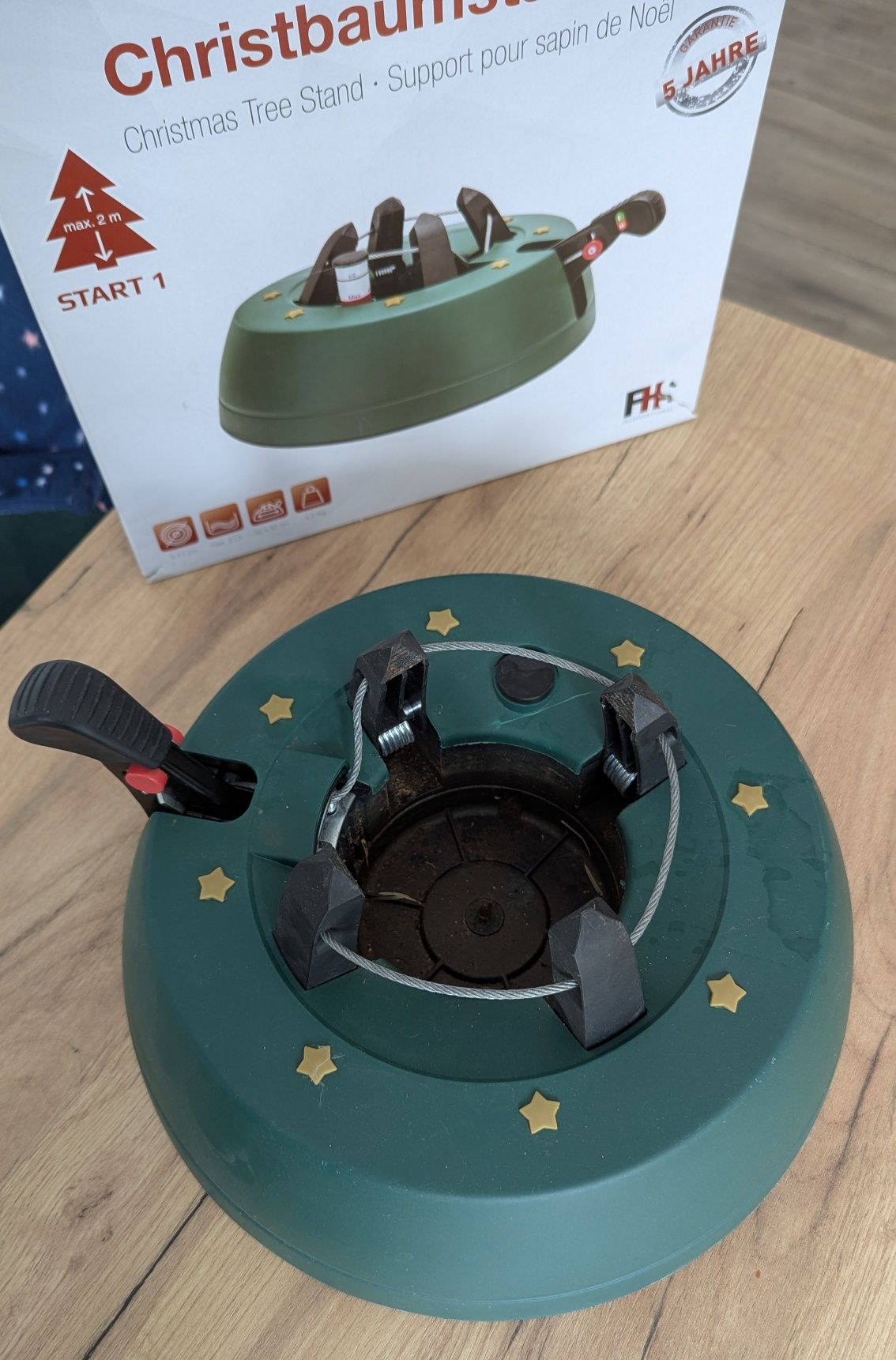 Stojak na choinkę do 2m szer. 32 cm plastikowy START 1 Kamai