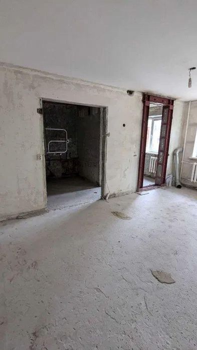 Продам 3-комн квартиру в районе Косиора ул.