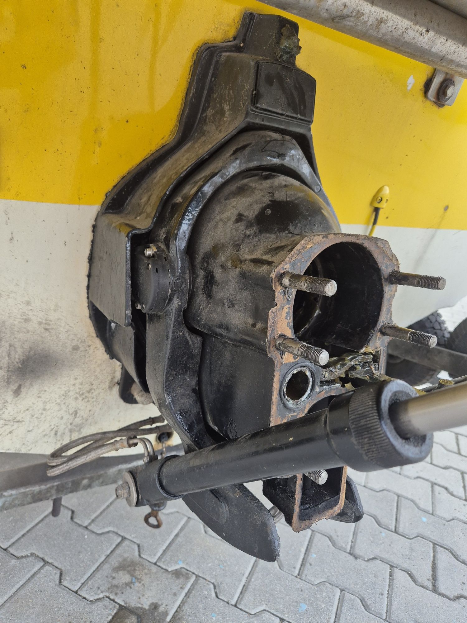 Gimbal Alpha one Gen 1 mercruiser do zetki