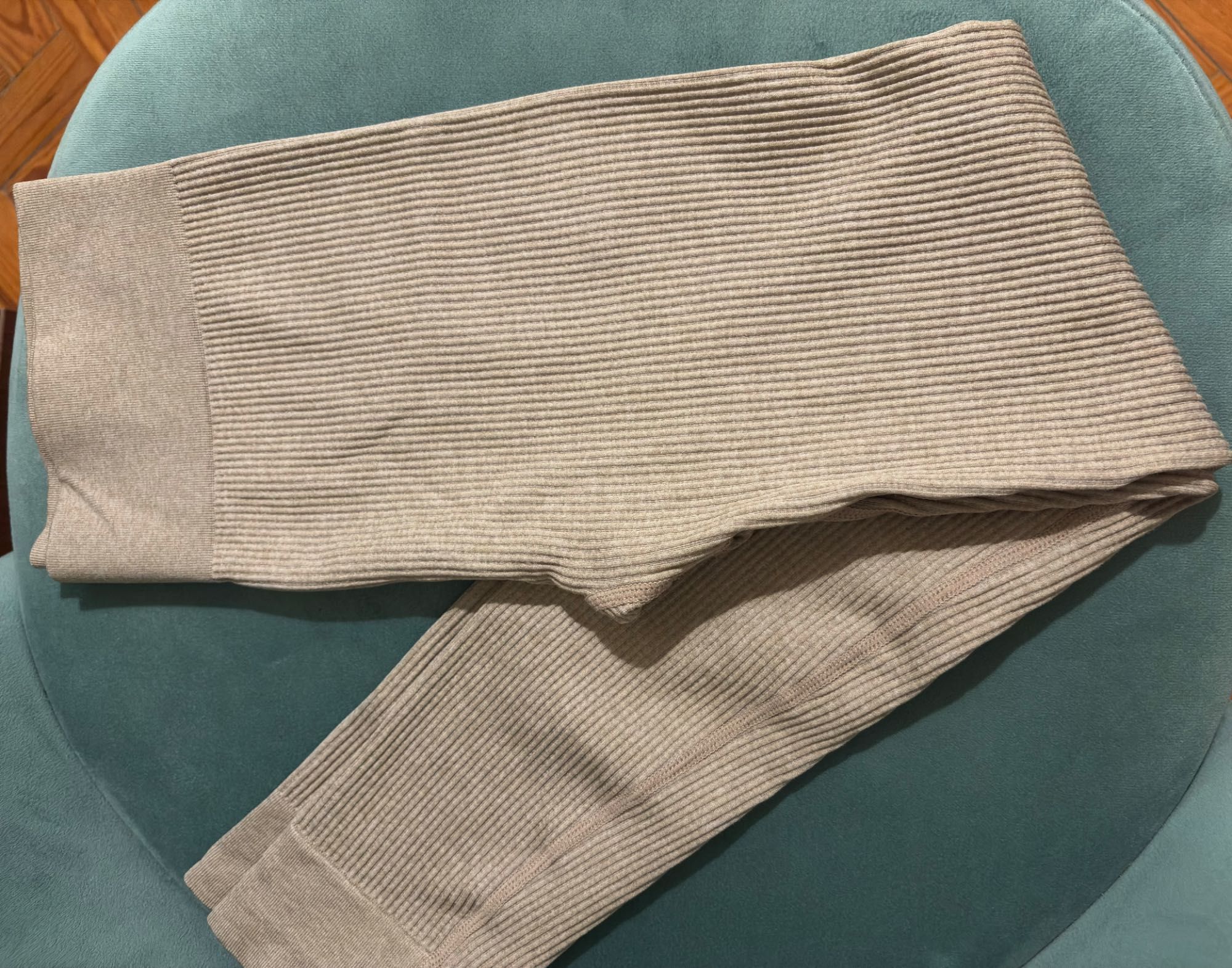 Vendo Leggings Novas da H & M