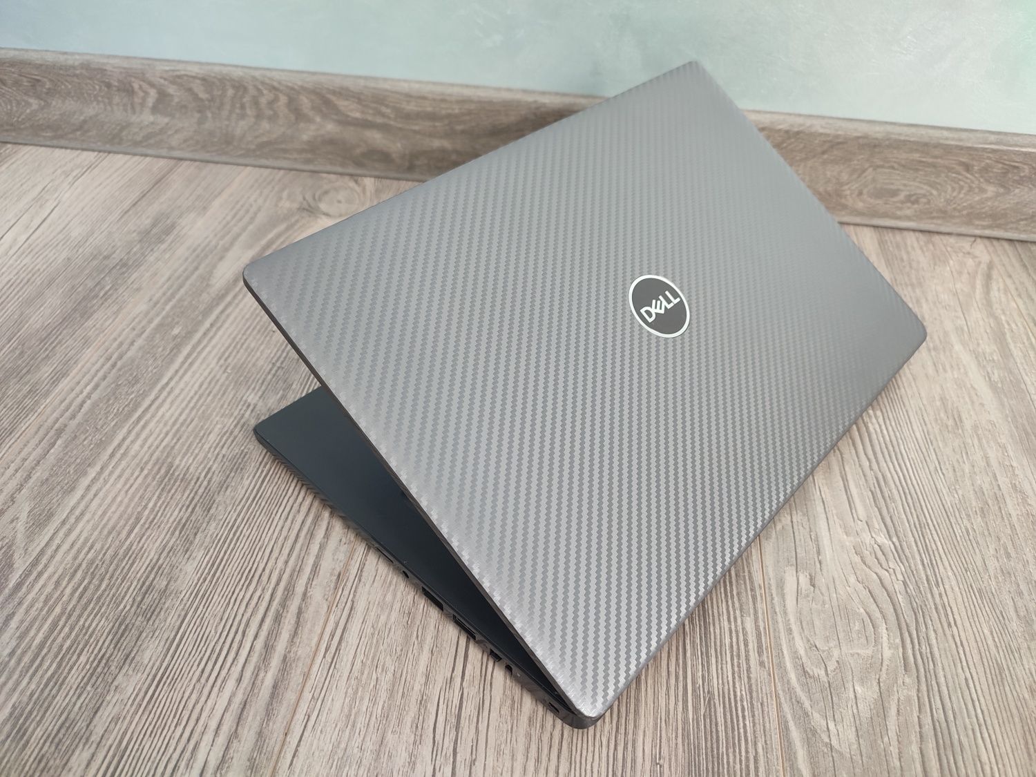 Ноутбук Dell 3410 i3-10th/8gb/SSD128+500HDD/Intel UHD 1gb/АКБ 4-5год
