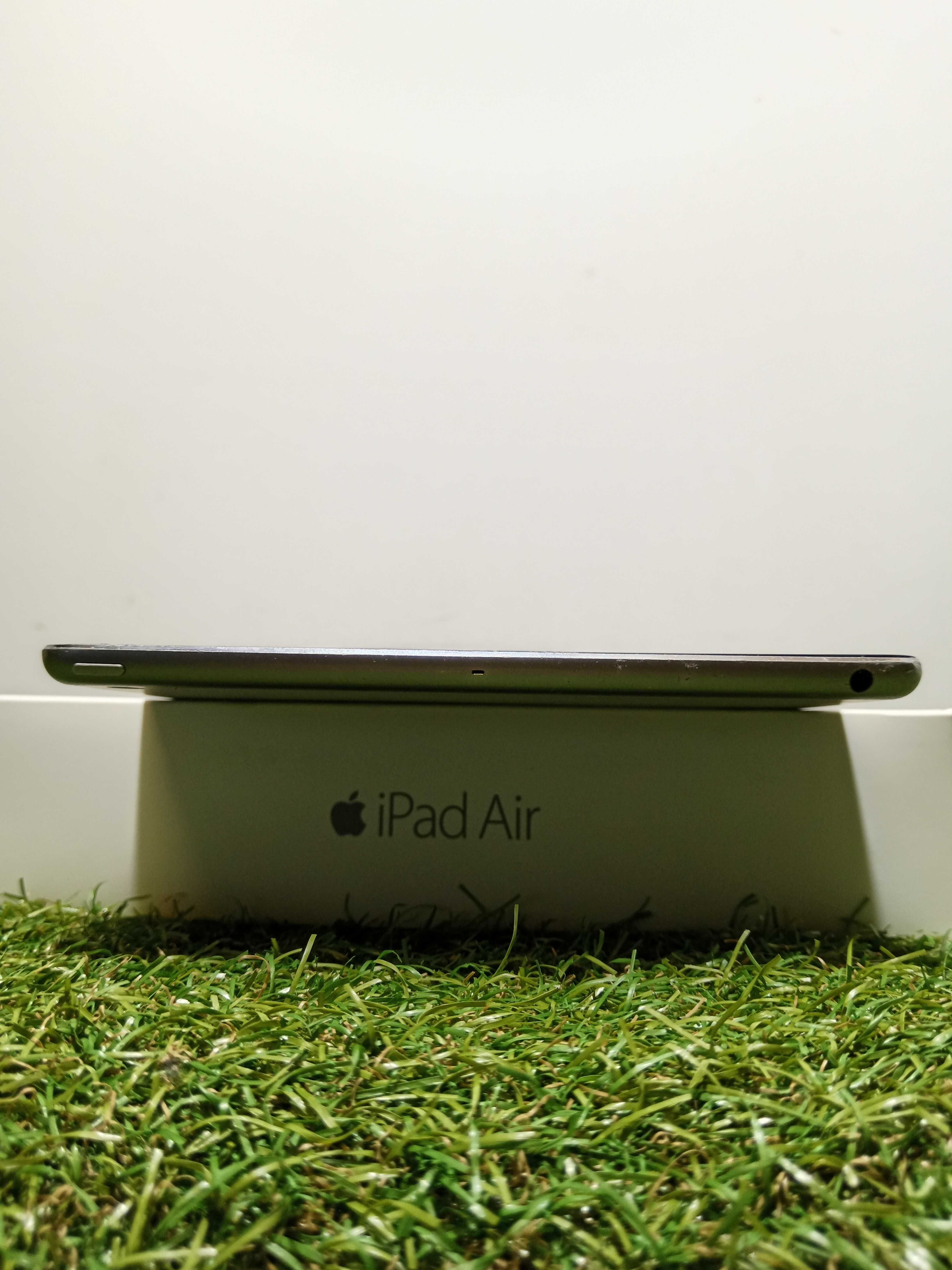 Apple iPad Air 1 (A1474/16 ГБ/Bat 90%) (22)