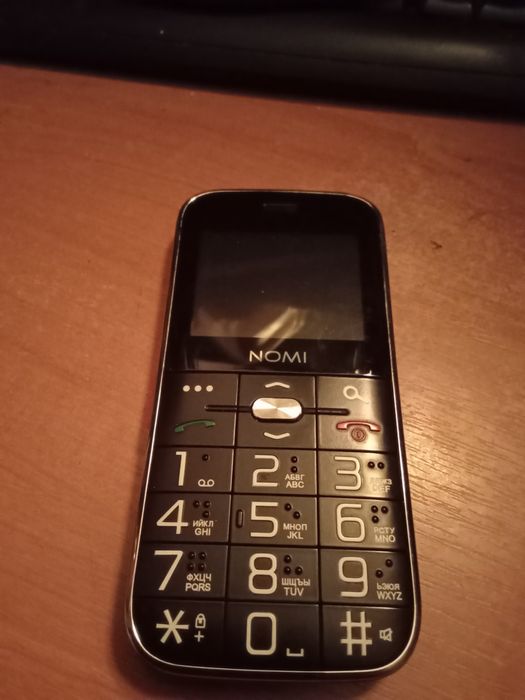 Продам телефон nomi