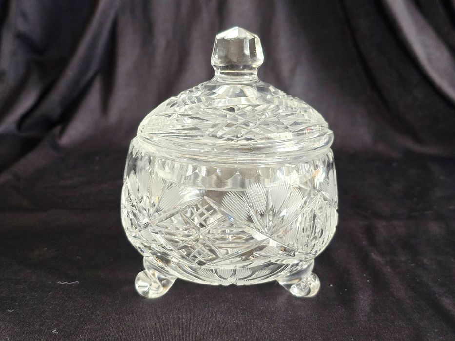 Bomboniera, szkatułka kryształowa, cukiernica prl retro kryształy