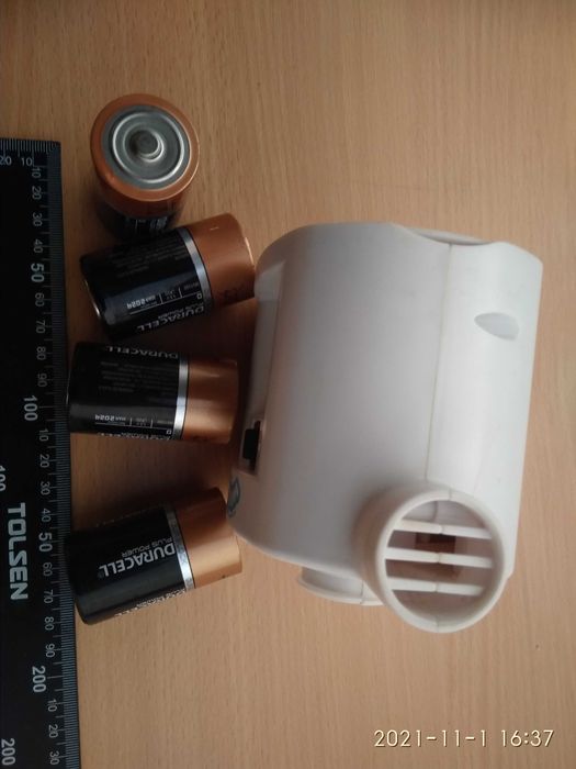 Насос воздушный на батарейках Wubble