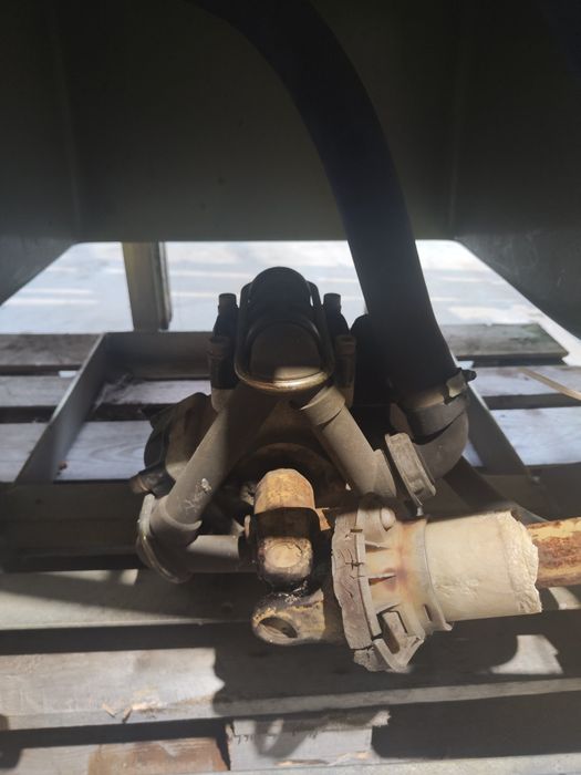 Opryskiwacz rolniczy polowy ciśnieniowy zawieszany