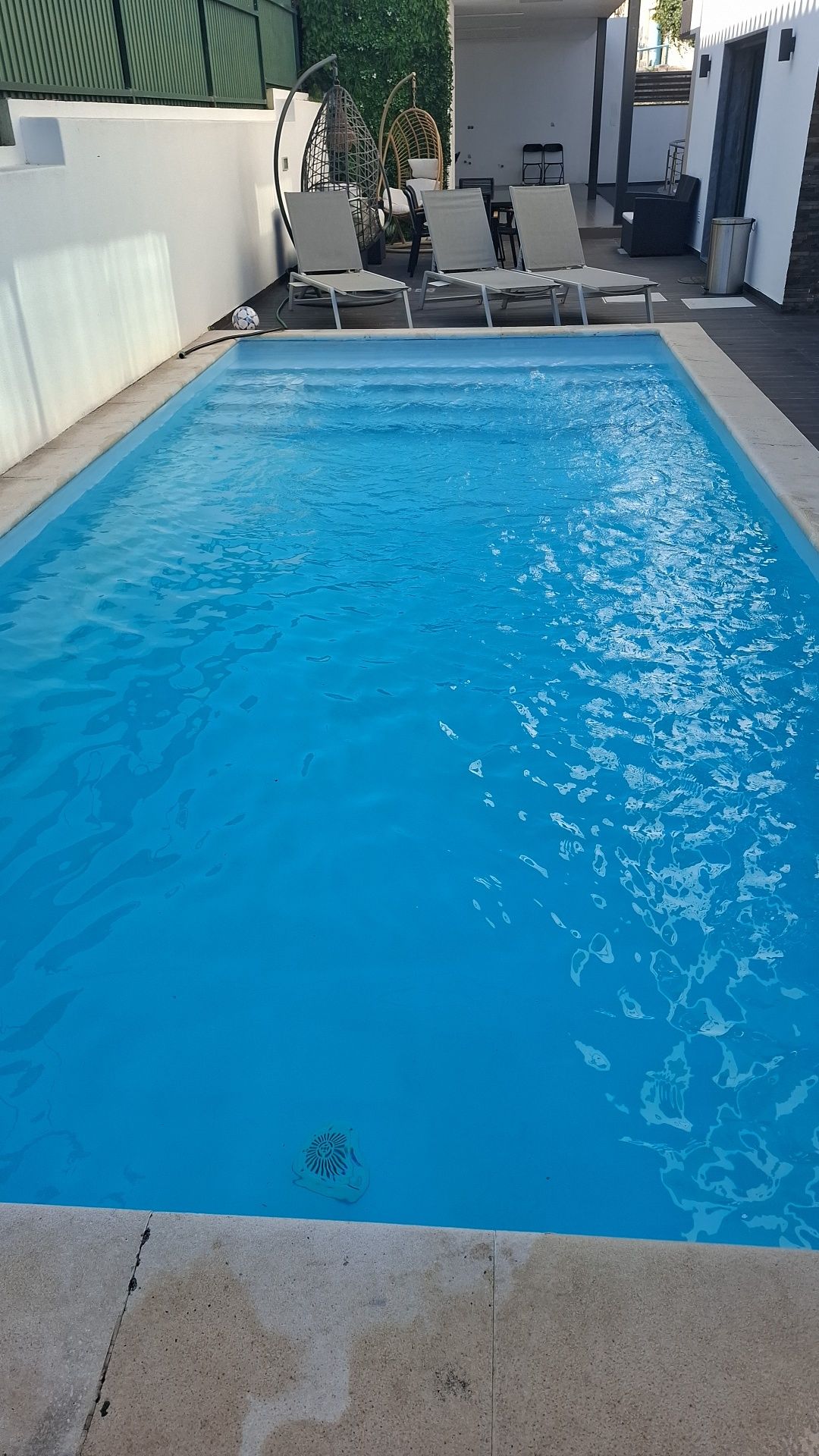 Construção e Manutenção de Piscinas - orçamento gratuito
