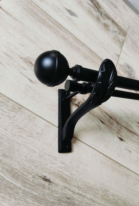 Карниз чорний , подвійний