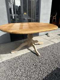Meblownia drewniany stół