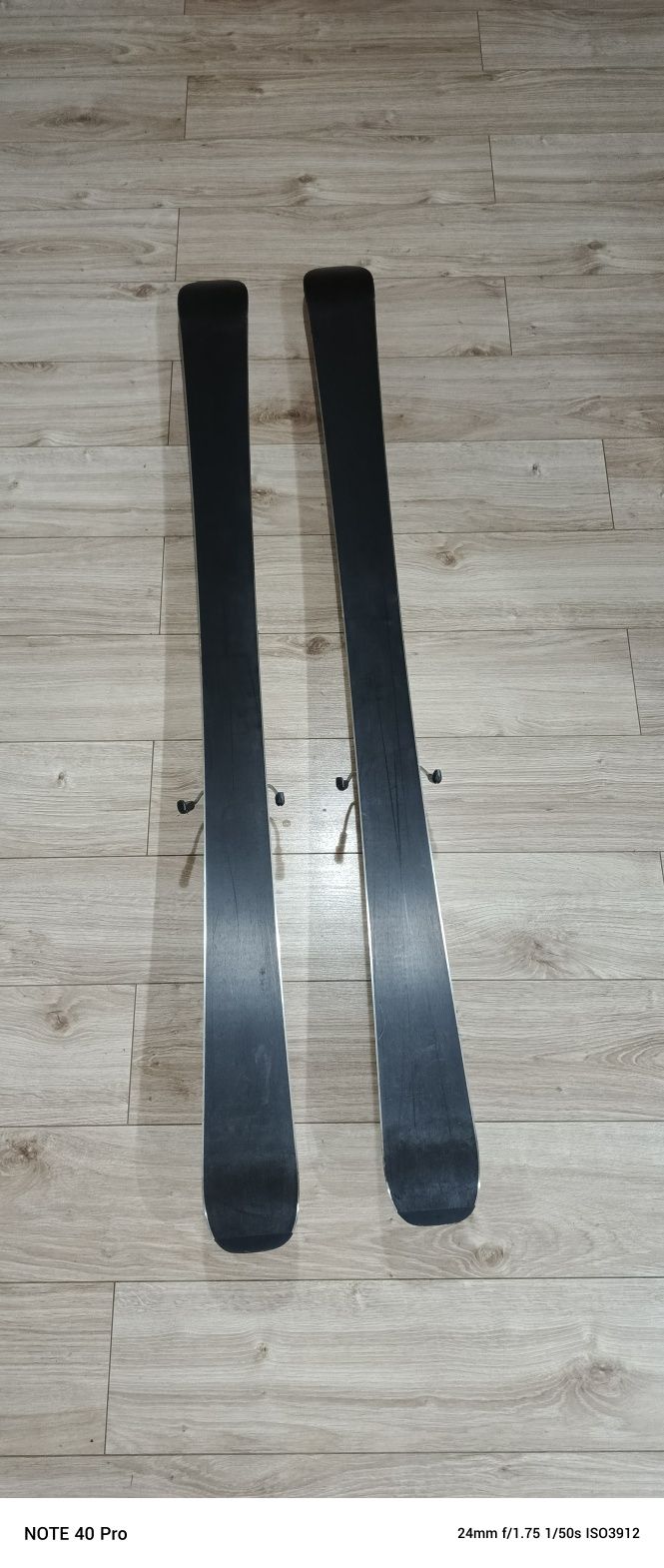 Narty Rossignol 140