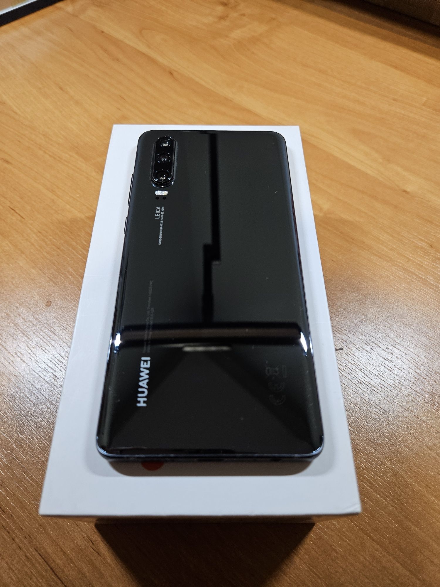 Huawei P30 6gb / 128gb zestaw