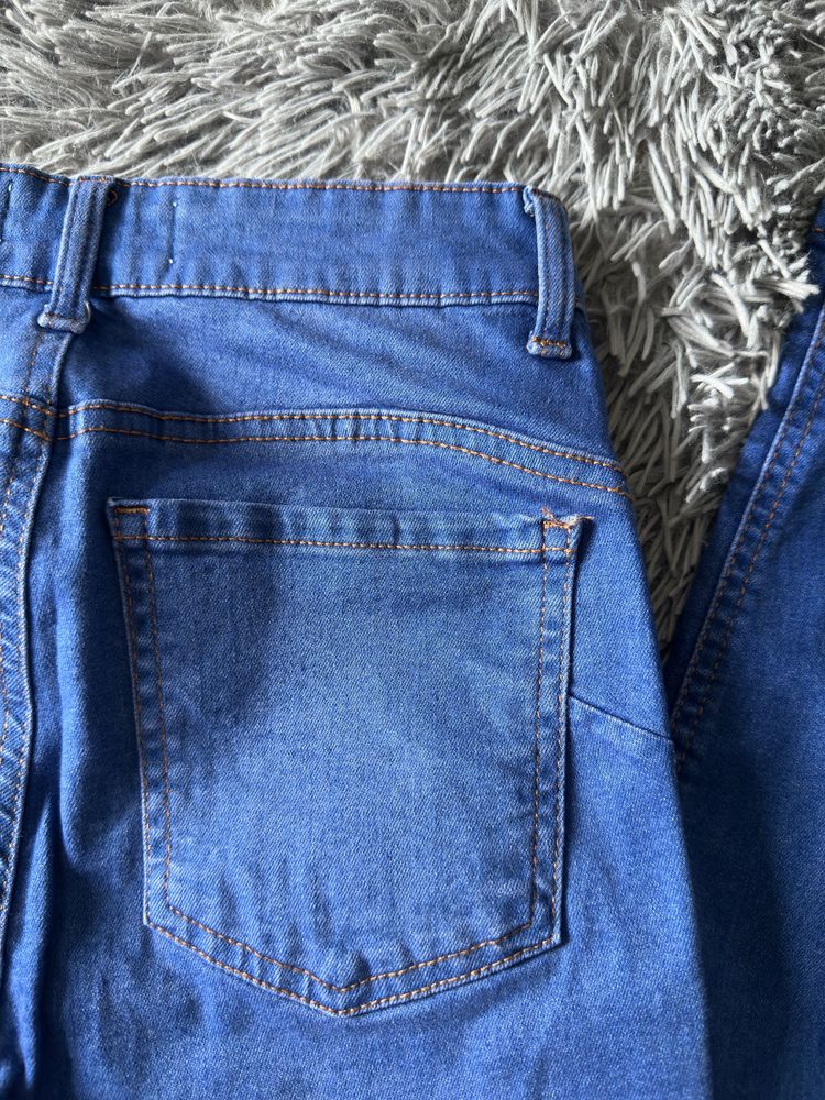 Продам нові джинси (34 і 36розмір)
