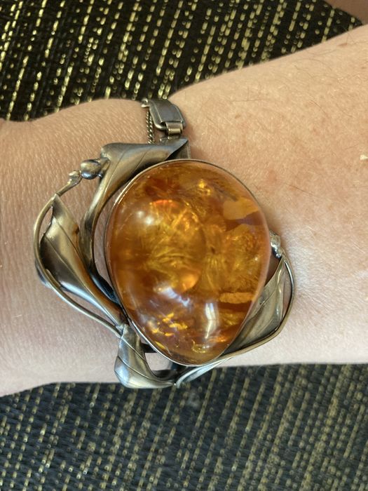 Bransoleta srebrna z bursztynem